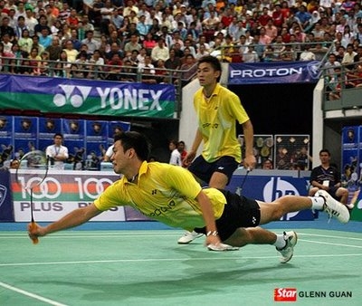 Koo Kien Keat amazing split return.